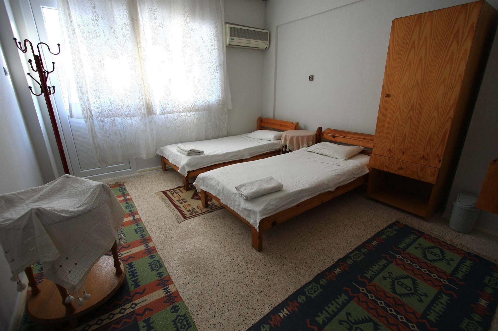 Vardar Pension Сельчук Экстерьер фото